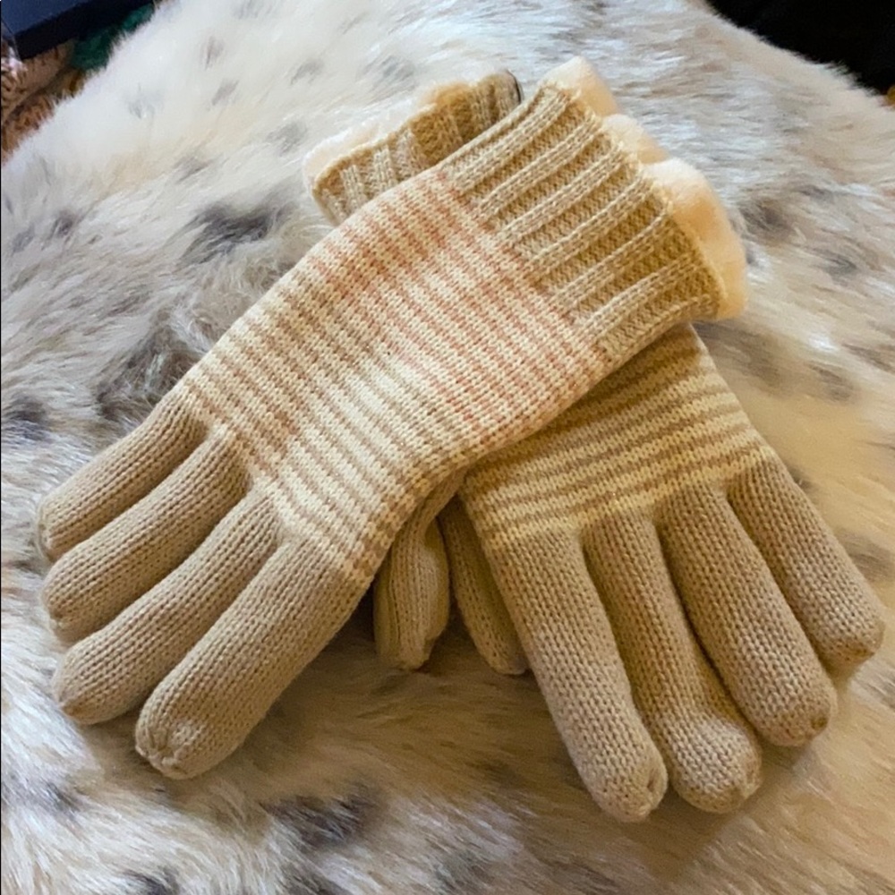Winter gloves